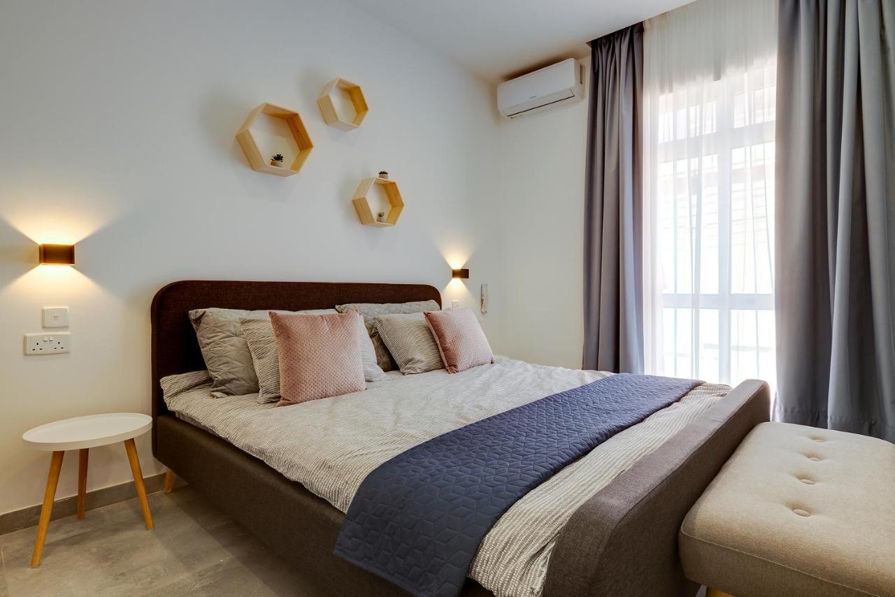 Perfect Location, Idyllic 2Br Apartment Сліма Екстер'єр фото