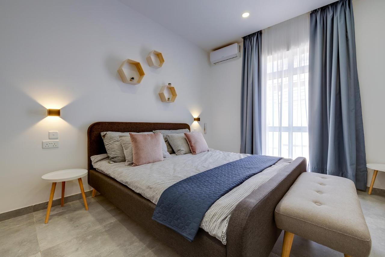 Perfect Location, Idyllic 2Br Apartment Сліма Екстер'єр фото